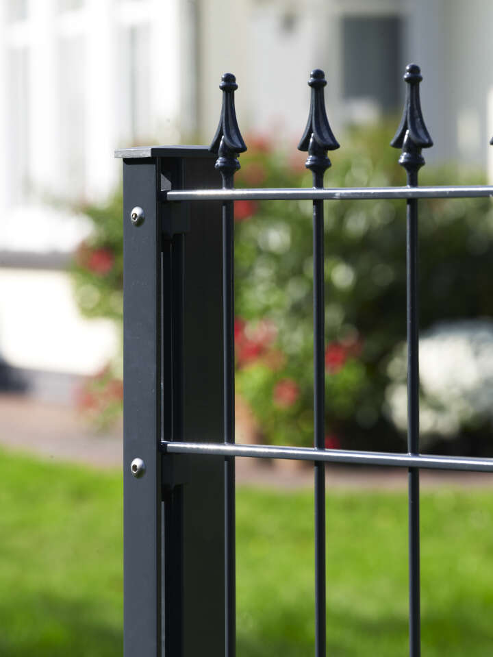 Doppelstabmattenzaun U20 mit Spitze Lilie